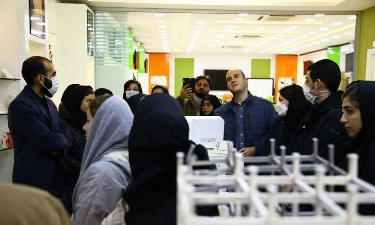 بازدید علمی دانشجویان دانشگاه تربیت مدرس از ستاد ویژه فناوری نانو