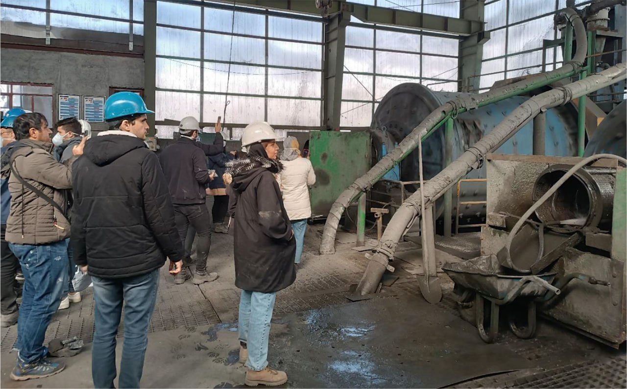 بازدید علمی دانشجویان دانشگاه تربیت مدرس از معادن استان یزد