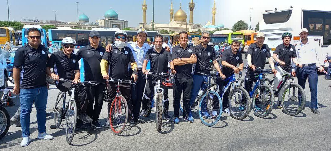 ركاب زنی كاروان دوچرخه سواری كاركنان دانشگاه تربیت مدرس از مزار شهیدان تا حرم امام شهیدان 
