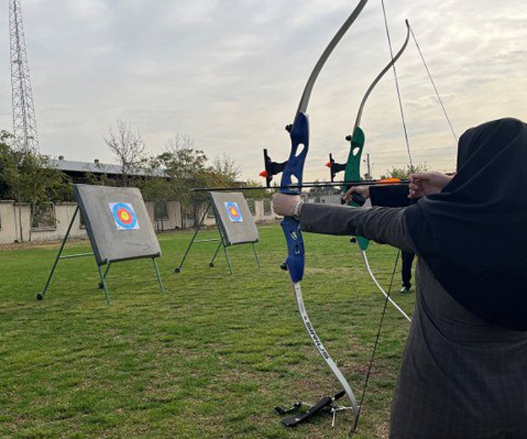 برگزاری کلاس‌های تیراندازی با تیر و کمان در دانشکده کشاورزی
